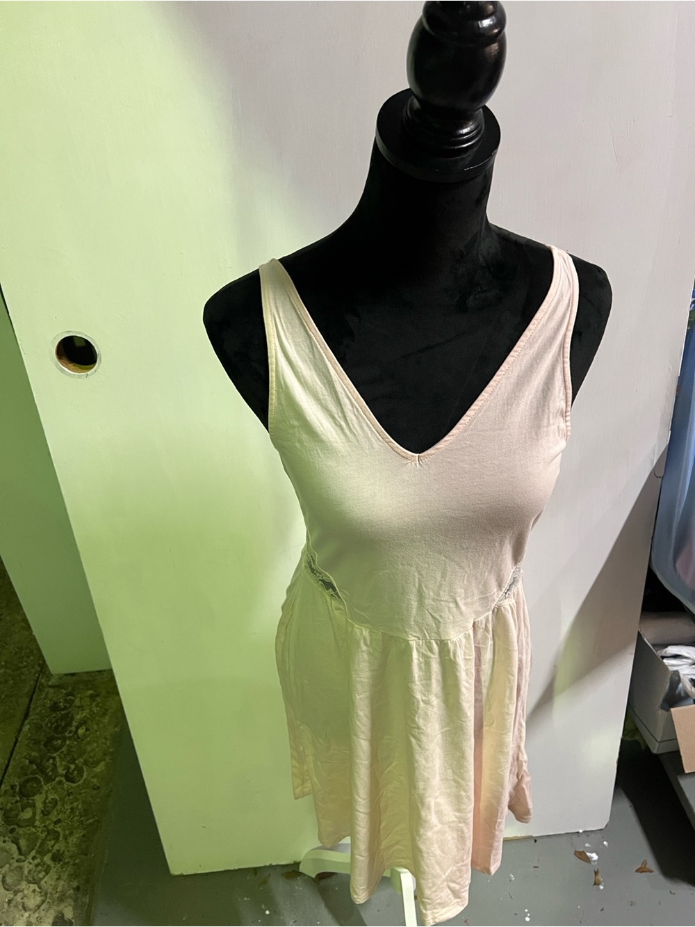 Divided light peach color and fabric Sleeveless V-Neck Cream Sundress